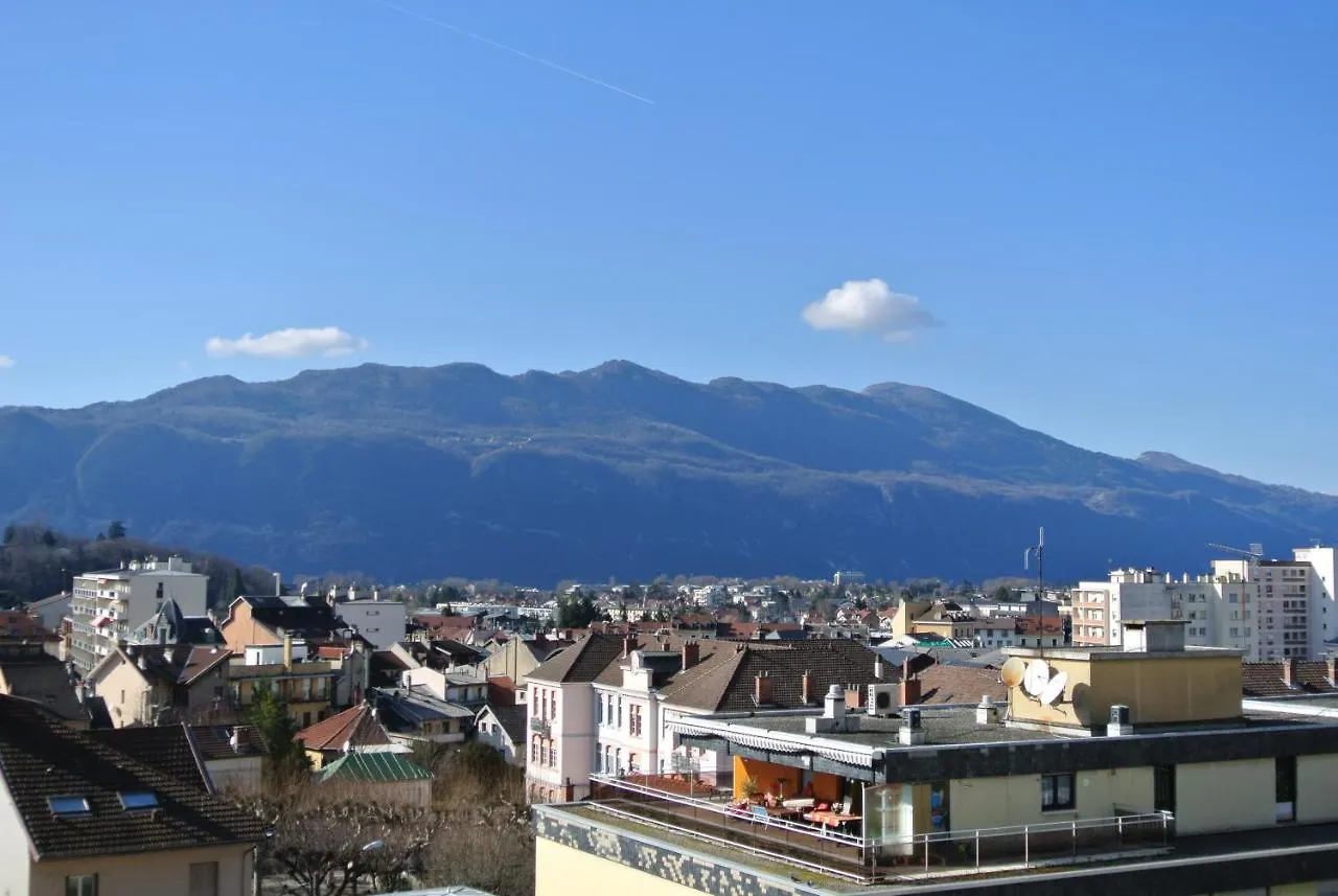 Apartment Studio Au Calme, Parking, Proche Thermes Aix-les-Bains